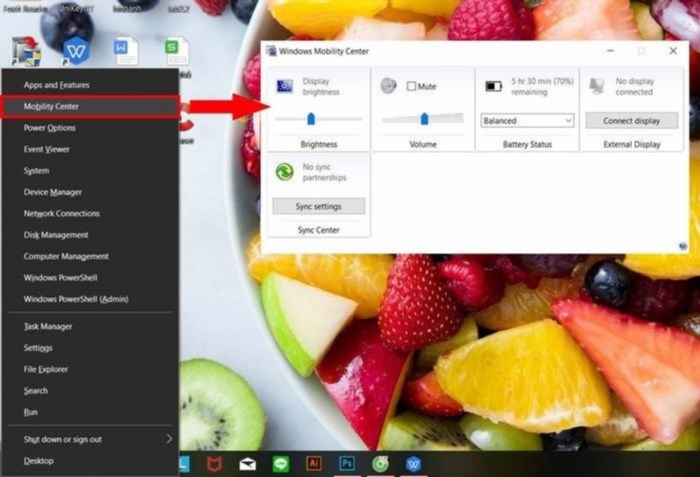 Bạn có thể điều chỉnh độ sáng màn hình của laptop thông qua Windows Mobility Center, một công cụ tích hợp sẵn trong hệ điều hành Windows. Điều này giúp bạn tăng hoặc giảm độ sáng màn hình để phù hợp với môi trường làm việc và tăng tuổi thọ pin của máy tính.
