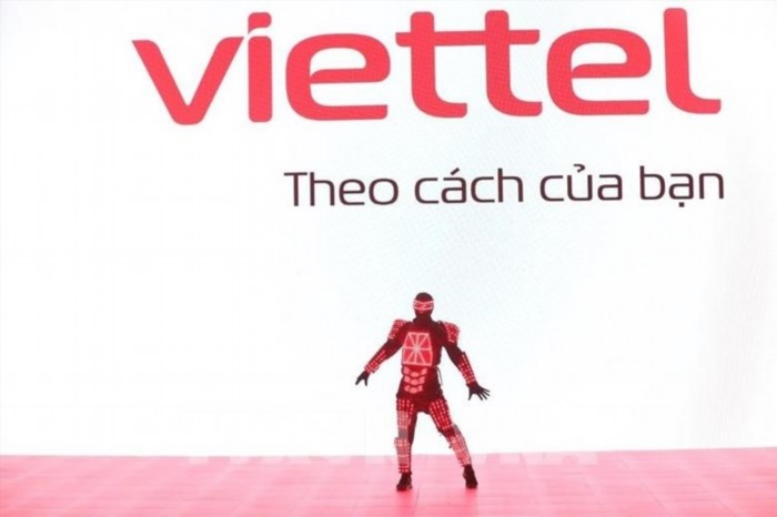 Viettel quảng bá thương hiệu bằng cách tổ chức nhiều hoạt động truyền thông và quảng cáo sáng tạo, nhằm tạo dựng hình ảnh mạnh mẽ và đáng tin cậy trong lòng khách hàng.