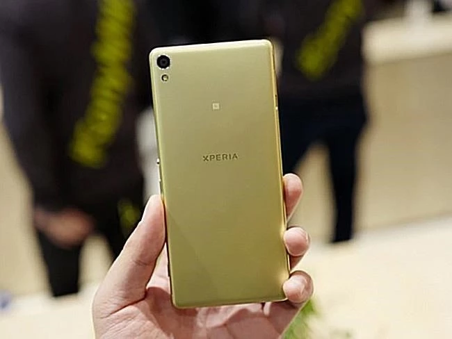 Xperia XA (sau) là một trong những mẫu điện thoại thông minh của Sony, được thiết kế với màn hình cảm ứng cỡ nhỏ, gọn nhẹ và tiện dụng cho việc sử dụng hàng ngày.