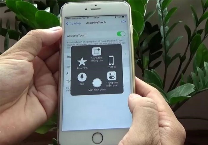 Cách chụp màn hình bằng nút Home ảo là một tính năng có sẵn trên các thiết bị di động chạy hệ điều hành Android, cho phép người dùng chụp lại giao diện hiện tại của mình chỉ bằng một cú nhấn vào nút Home ảo trên màn hình.
