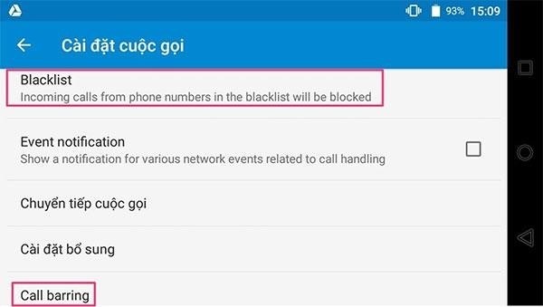 Người dùng block số điện thoại trên danh sách liên lạc của điện thoại Android.