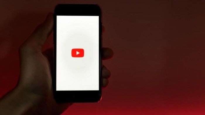 Mách bạn cách làm YouTube trên điện thoại cho người mới bắt đầu