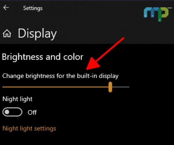 4. Bạn có thể điều chỉnh độ sáng của màn hình từ phần cài đặt, giúp tăng hoặc giảm độ sáng của màn hình theo ý muốn.
