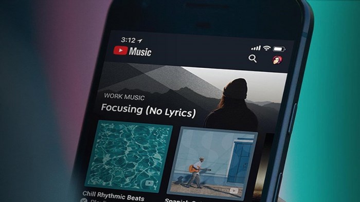 Kết nối với YouTube Music Premium giúp bạn truy cập vào thư viện âm nhạc đồ sộ, nghe nhạc không giới hạn, và tận hưởng các tính năng cao cấp như nghe nhạc ngoại tuyến, không có quảng cáo, và tải xuống bài hát để nghe offline.