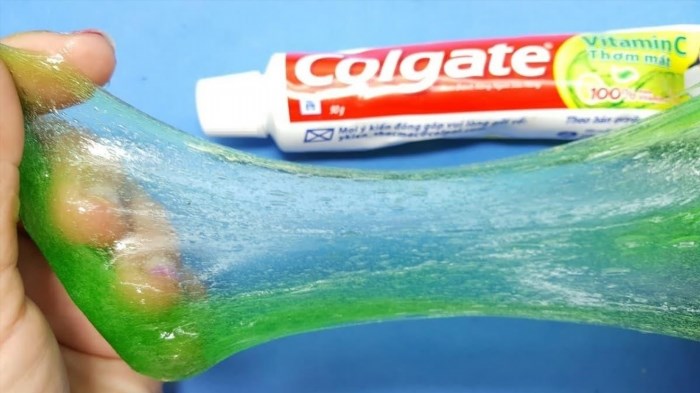 Cách tạo Slime cực kỳ dễ dàng bằng kem đánh răng và dầu gội.