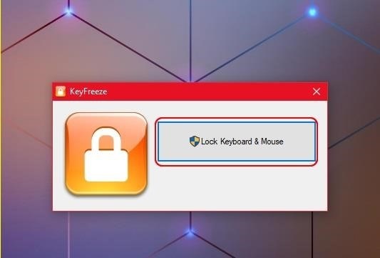 Bạn có thể sử dụng KeyFreeze để vô hiệu hóa bàn phím trên máy tính chạy hệ điều hành Windows 10. KeyFreeze là một phần mềm giúp bạn ngăn chặn các thao tác không mong muốn trên bàn phím, nhưng vẫn cho phép bạn sử dụng chuột và các chức năng khác trên máy tính. Điều này giúp bạn tránh những tình huống không may xảy ra khi gõ nhầm hoặc phím tắt không mong muốn trên bàn phím.