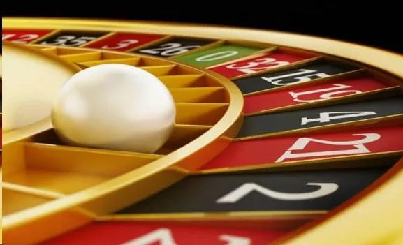 Chiến Thuật Hollandish là một chiến thuật cá cược trong trò chơi Roulette, được sử dụng để tăng cơ hội thắng và quản lý vốn thông qua việc đặt cược theo một mẫu tăng dần.