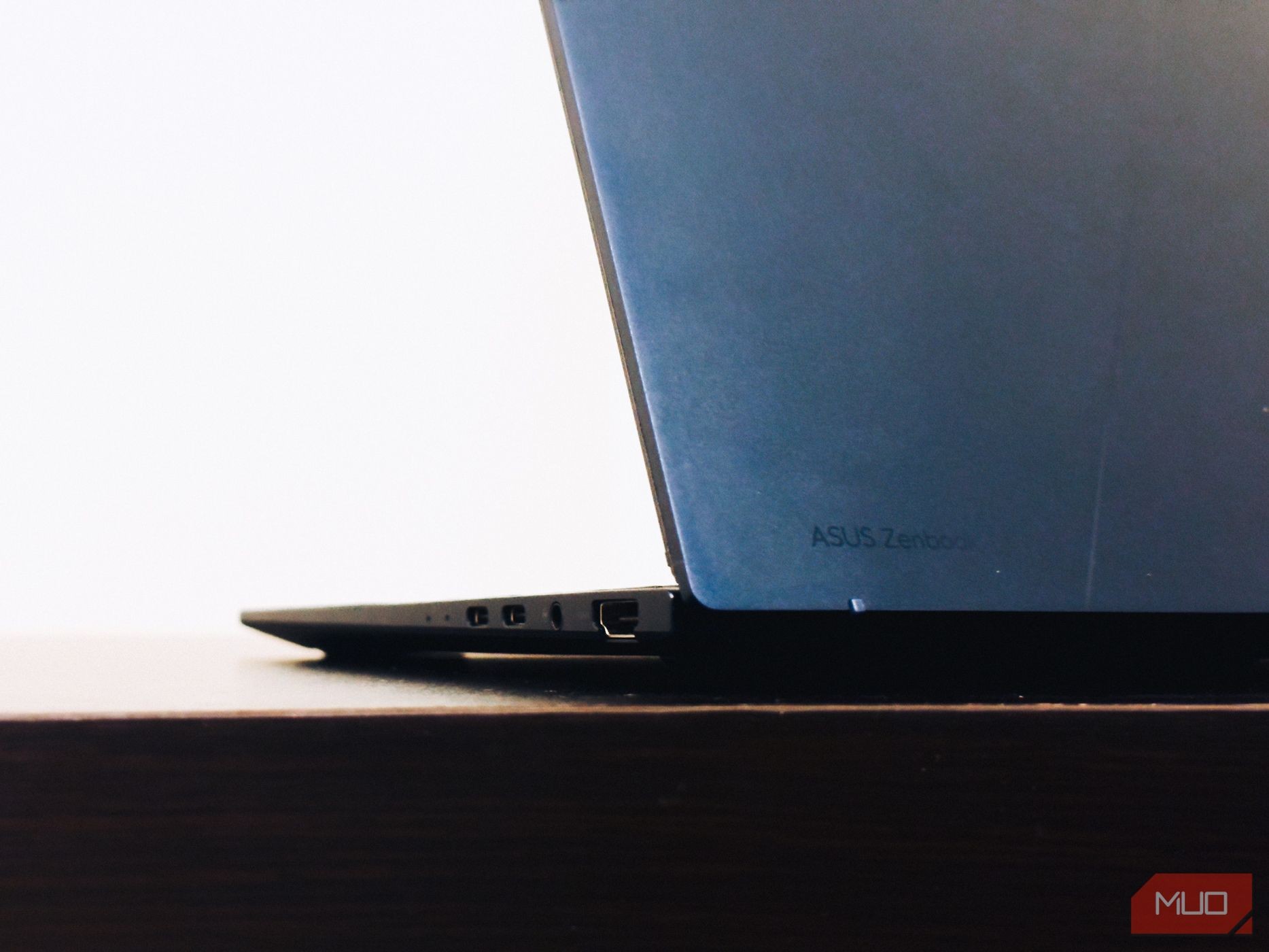ASUS Zenbook 14 OLED Ports