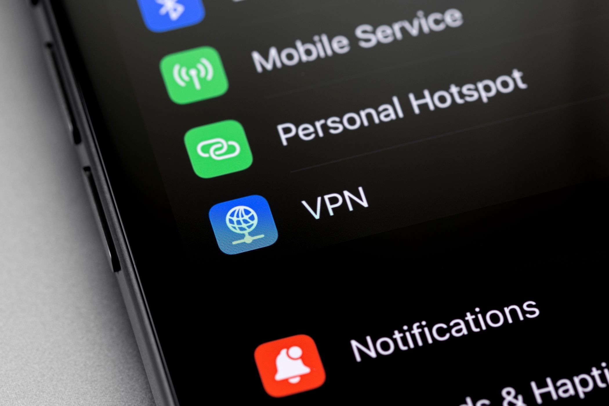 Biểu tượng VPN trên màn hình điện thoại