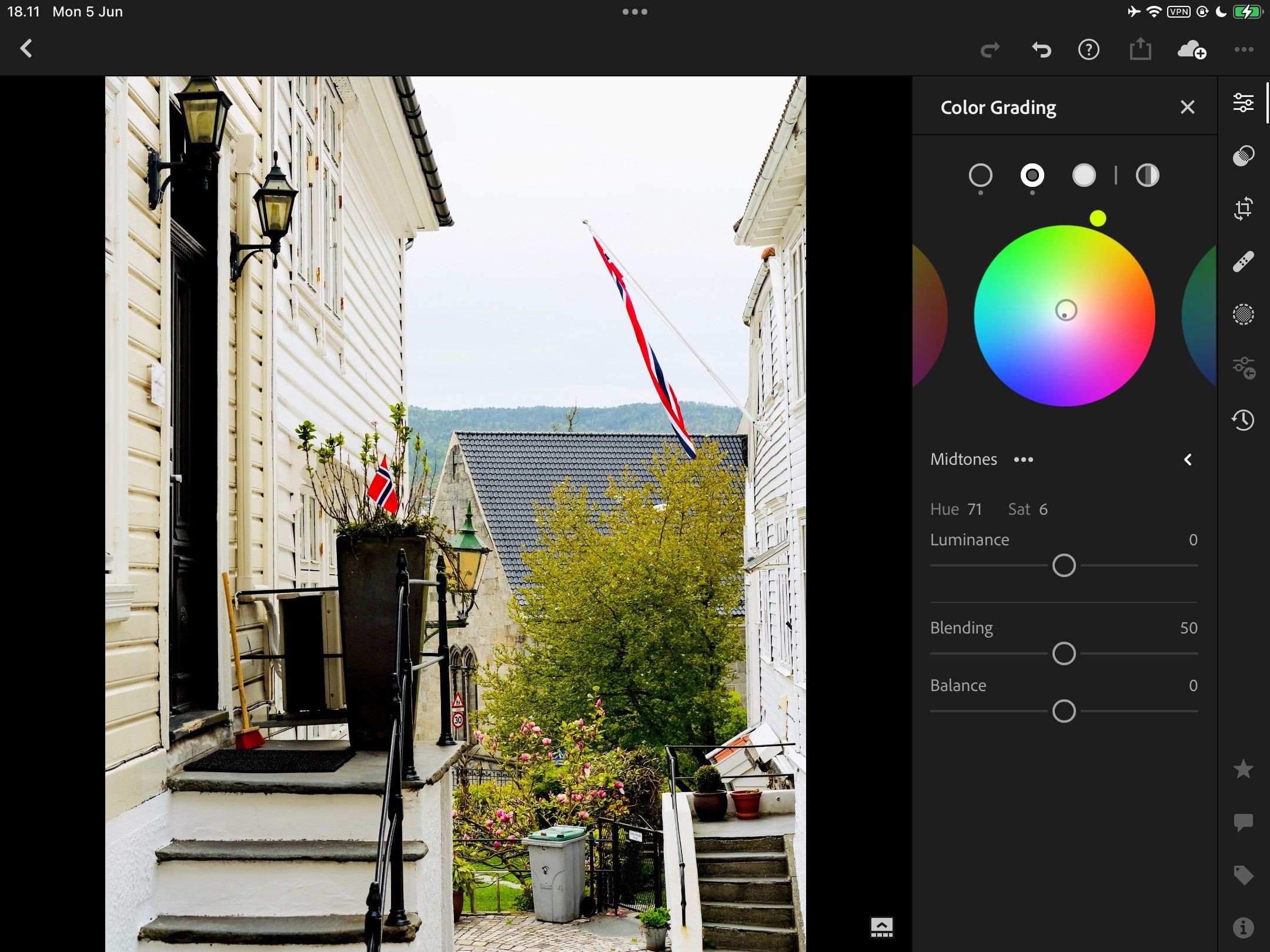 Cách Chỉnh Sửa Bánh Xe Màu Trong Lightroom CC