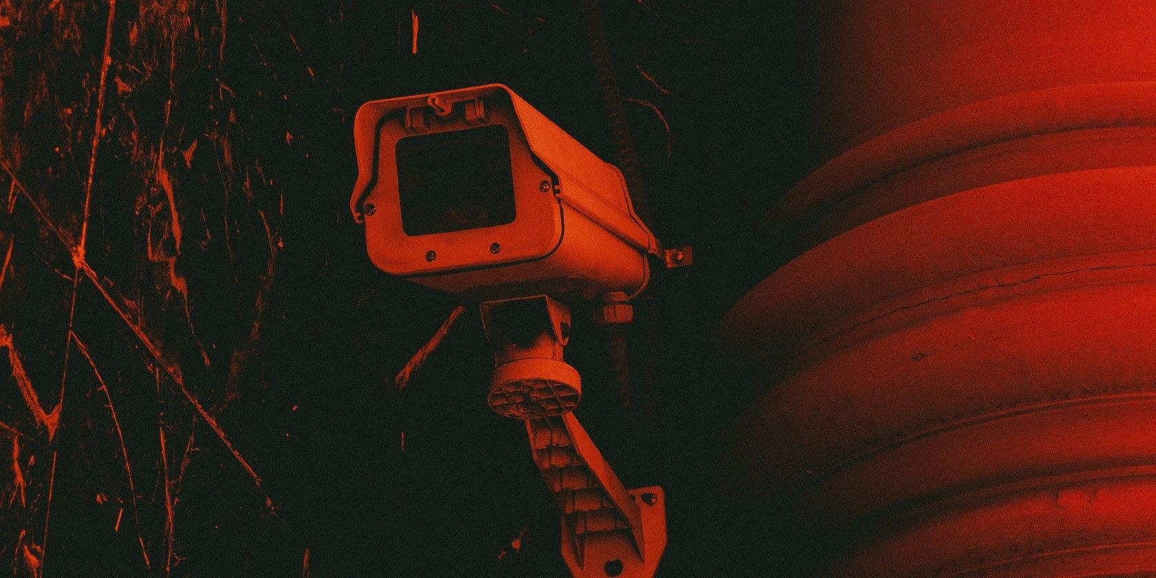 Camera giám sát đáng ngờ