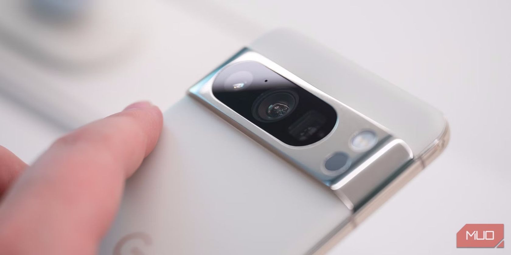Cận cảnh camera của Pixel 8 Pro