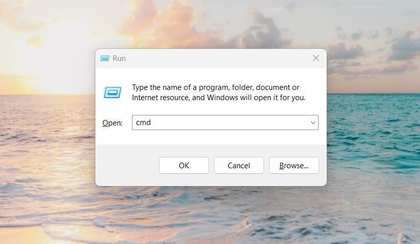 Chạy Command Prompt Sử Dụng Hộp Thoại Chạy