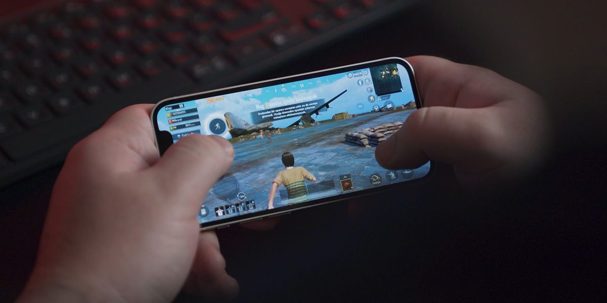 Chơi game trên iPhone