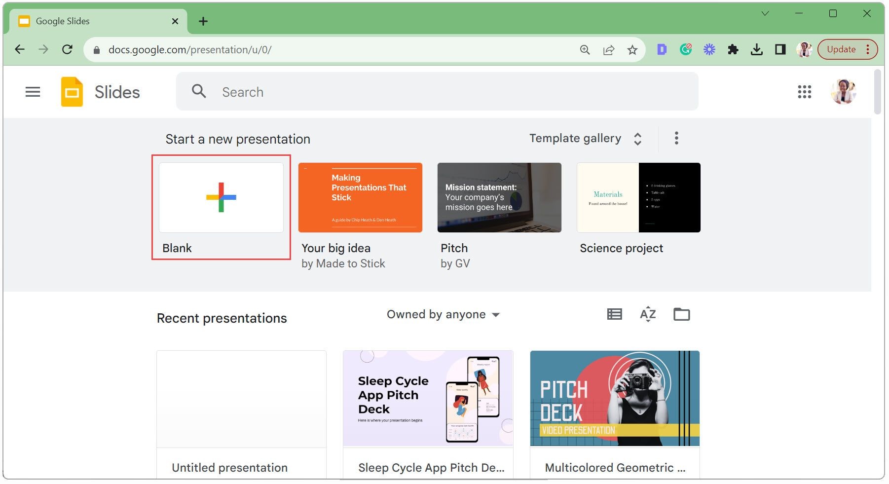 Chọn Blank trong Google Slides