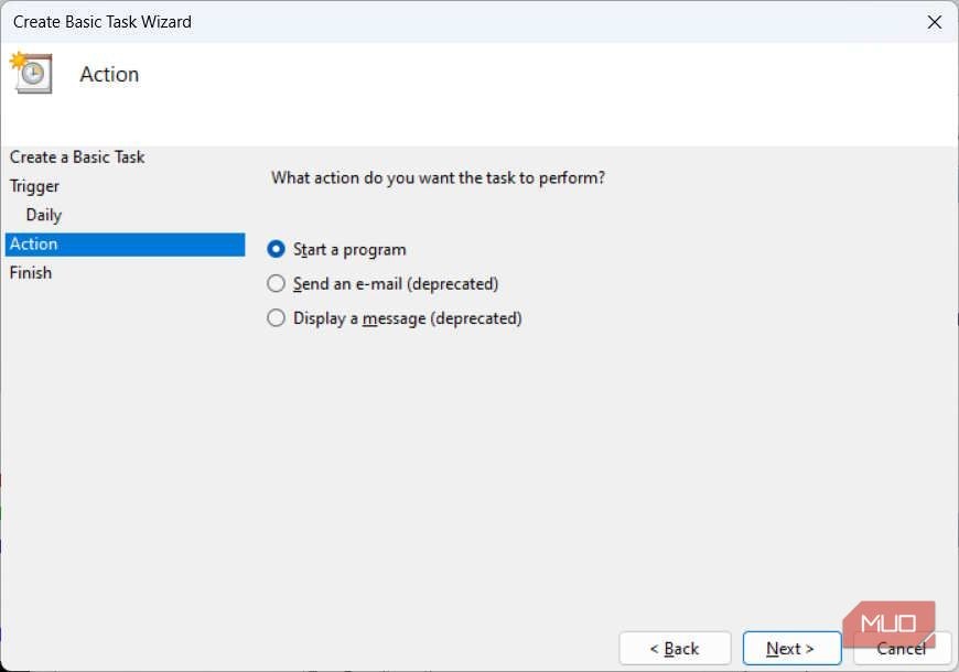 Chọn hành động trong Task Scheduler trên Windows