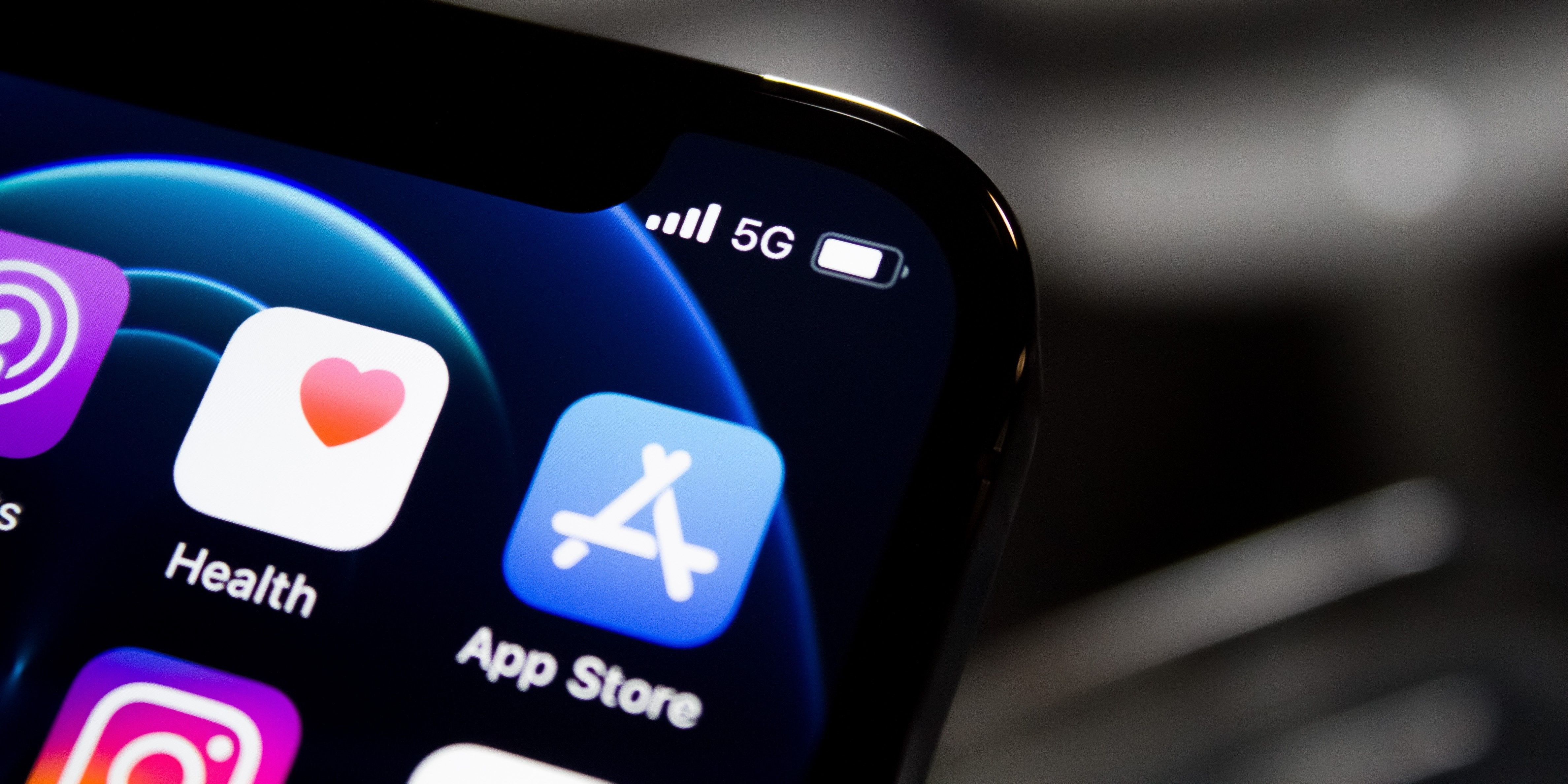 Cửa hàng ứng dụng trên iPhone cùng với ứng dụng sức khỏe