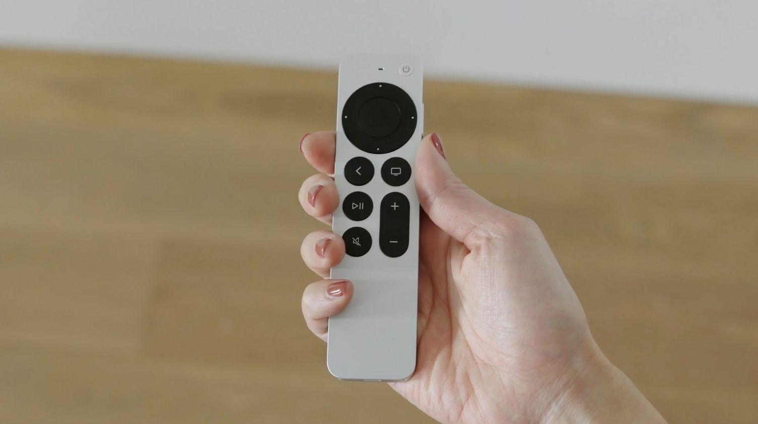 Điều khiển Siri Remote mới