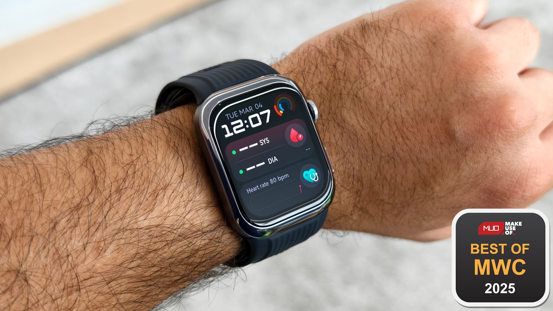 Đồng hồ Huawei Watch D2 tại MWC 2025 với giải thưởng