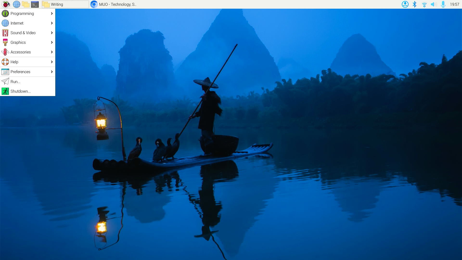 Giao diện Raspberry Pi OS