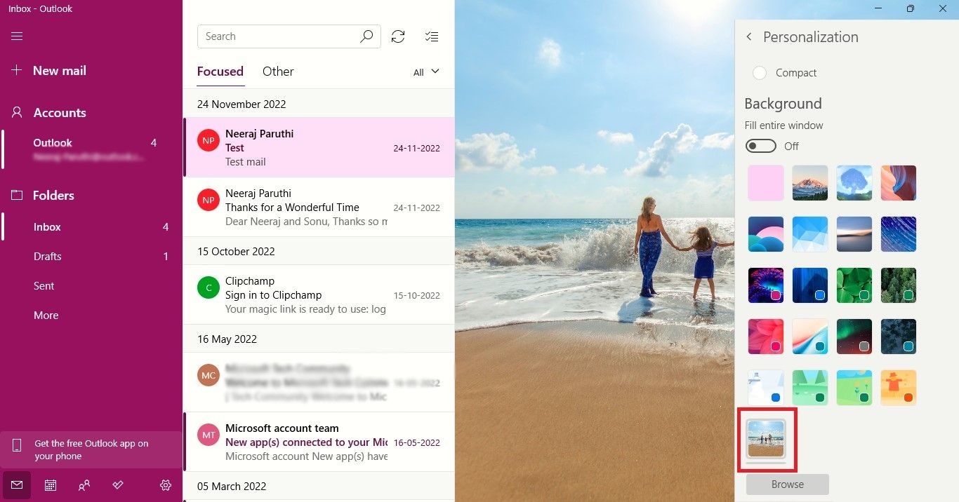 Hình ảnh đã chọn trên bảng điều khiển bên phải trong ứng dụng Mail
