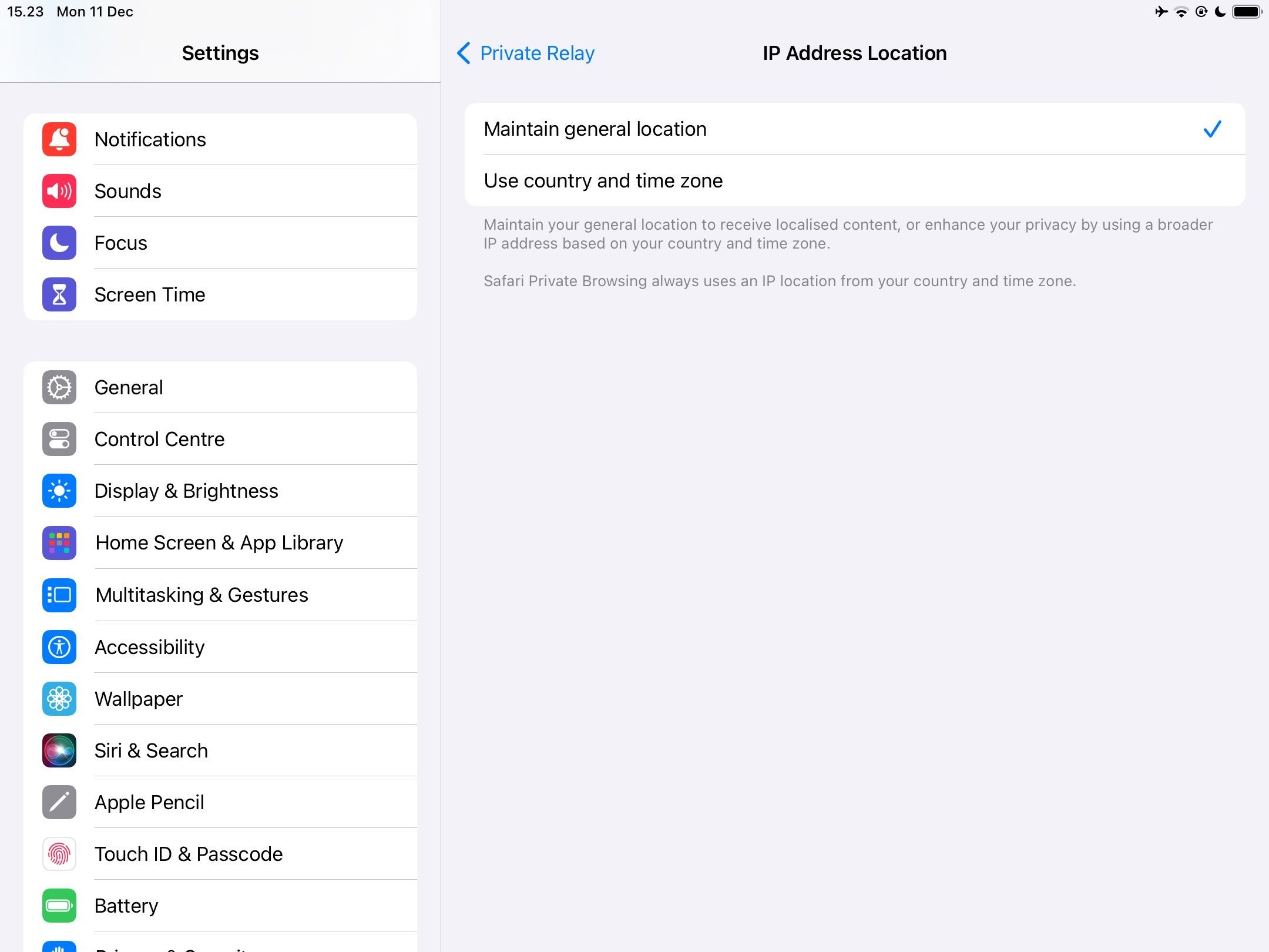 Hình ảnh hiển thị cài đặt vị trí của iCloud Private Relay
