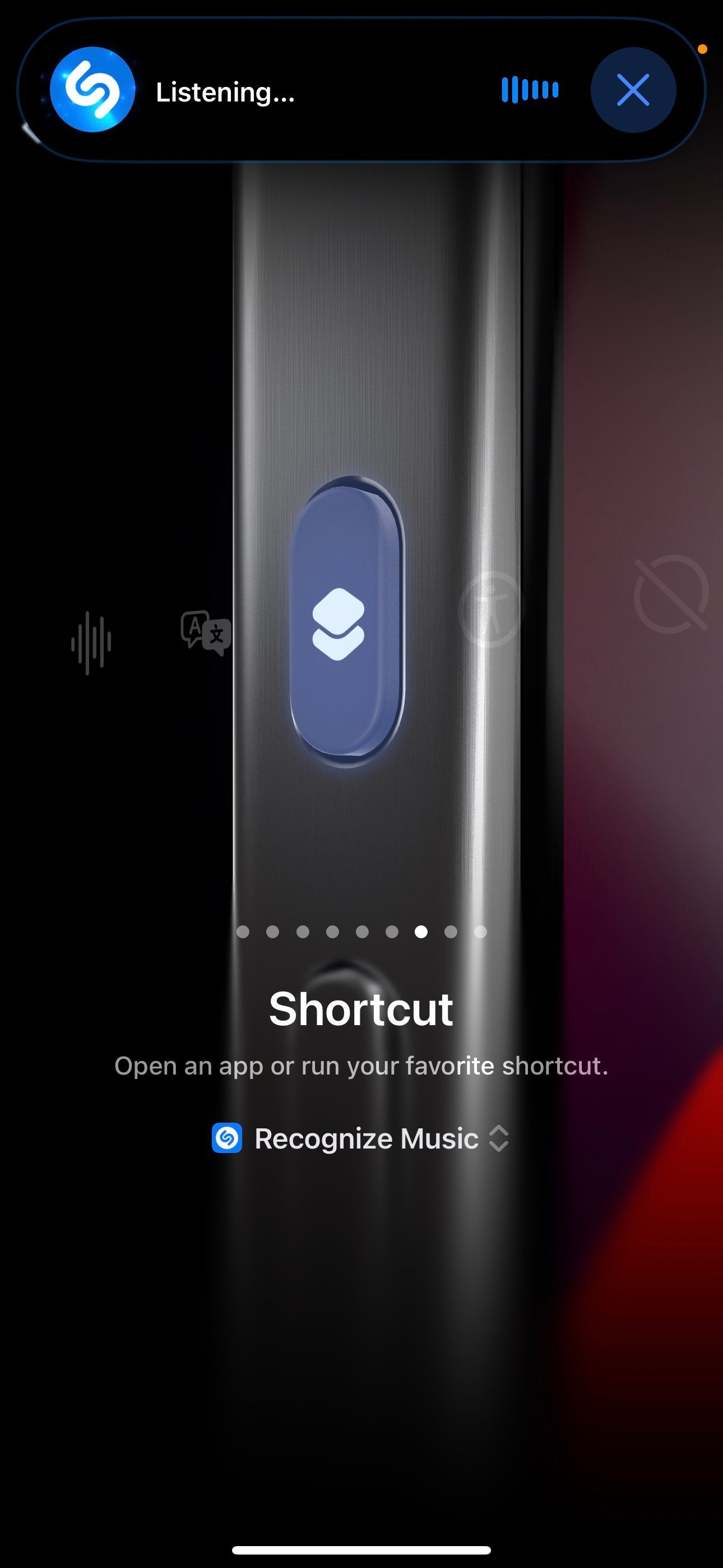 Hình ảnh Shazam đang nghe nhạc từ phím tắt Nút Hành Động