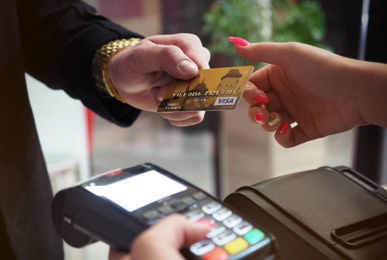Hình ảnh thanh toán bằng thẻ tín dụng Visa