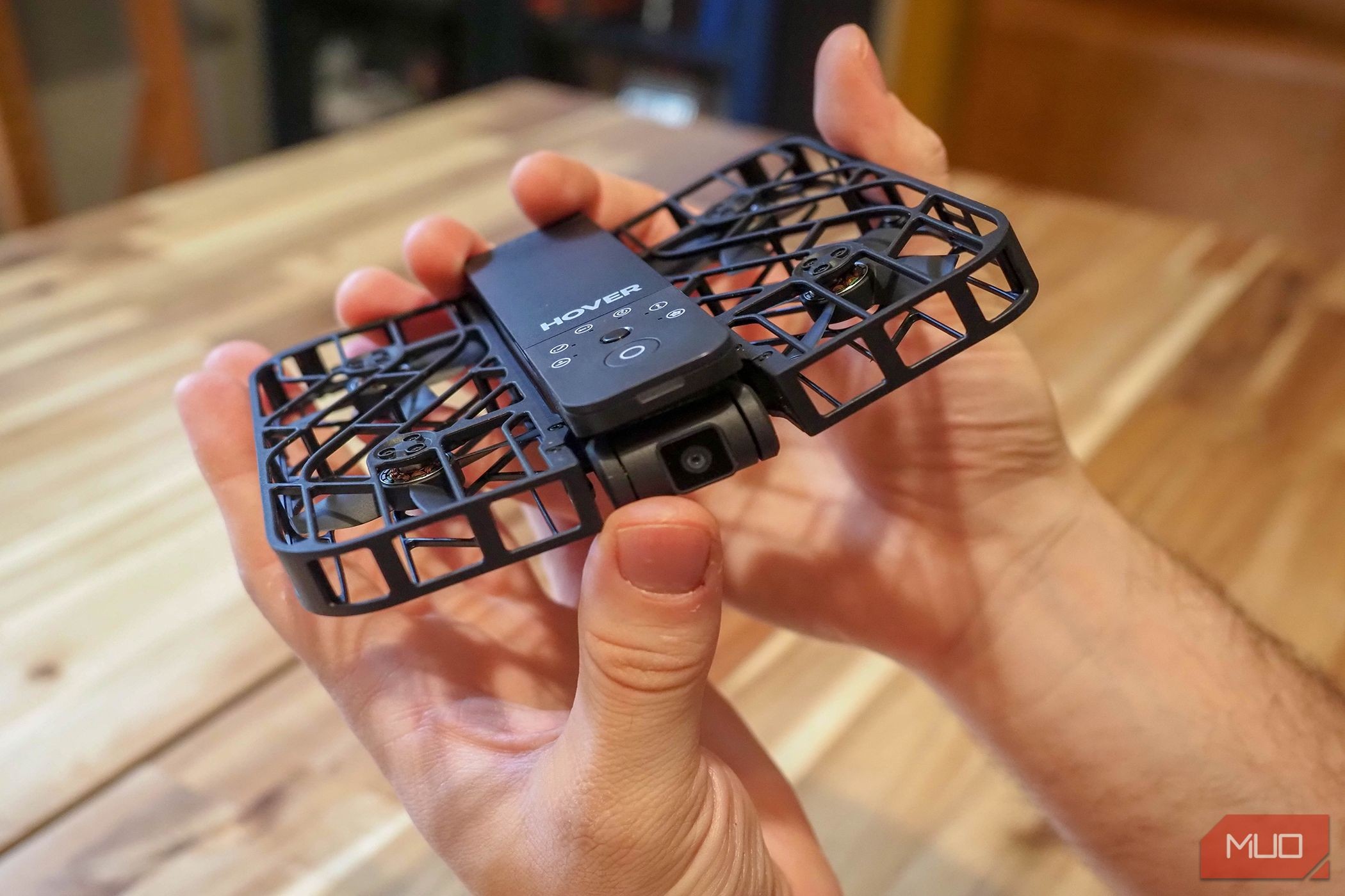 HoverAir X1 chi tiết phía trước
