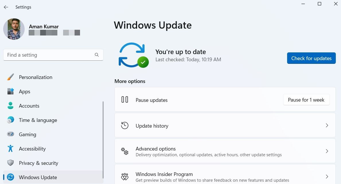 Kiểm tra tùy chọn cập nhật trong Settings của Windows