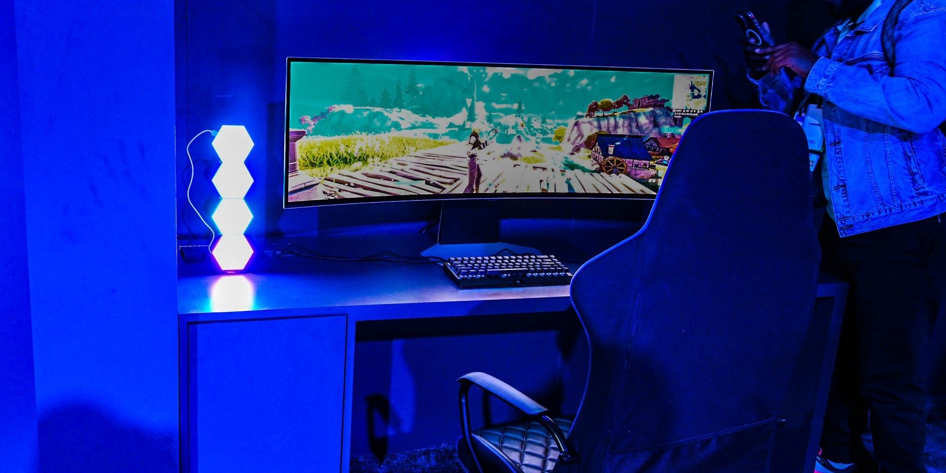 Màn hình gaming rộng Samsung Odyssey G95SC