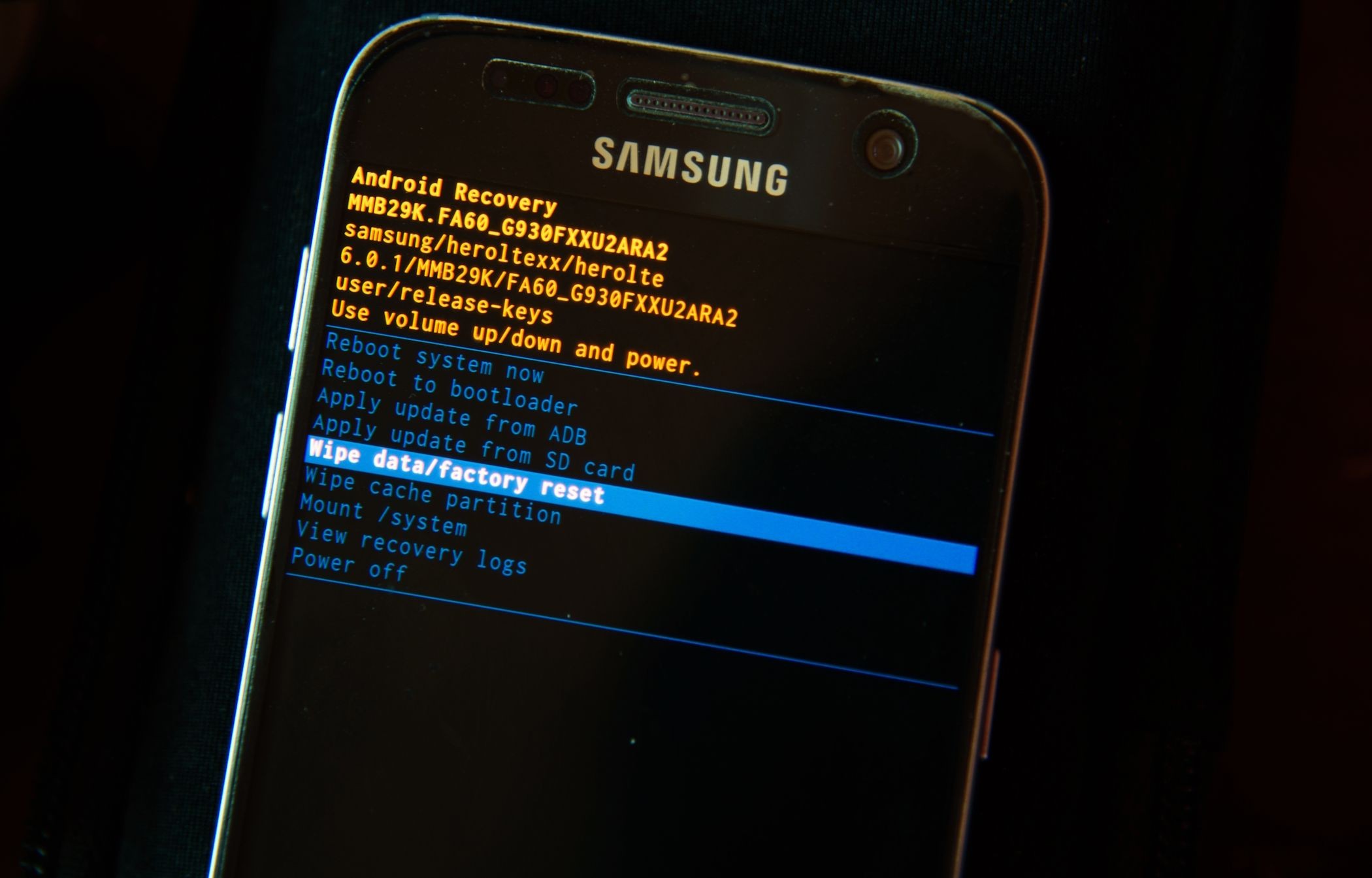 Màn hình Khôi phục Android trên điện thoại Samsung