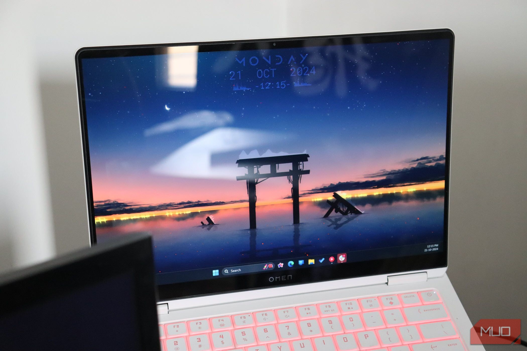 Màn hình laptop HP Omen Transcend 14
