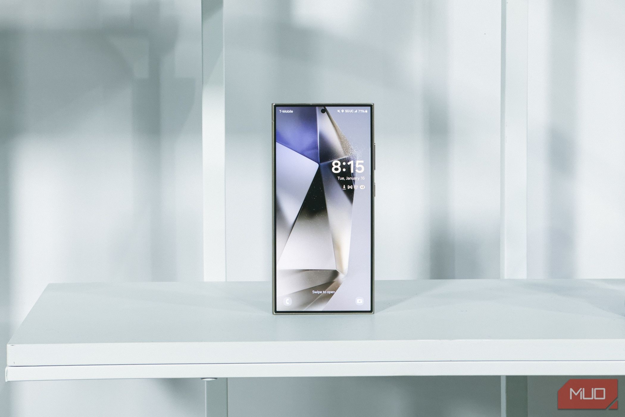 Màn hình phẳng của Samsung Galaxy S24 Ultra