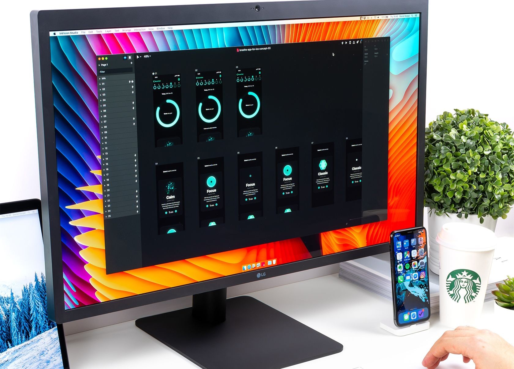 Màn hình thiết kế UX/UI với các khu vực được đánh dấu màu xanh.