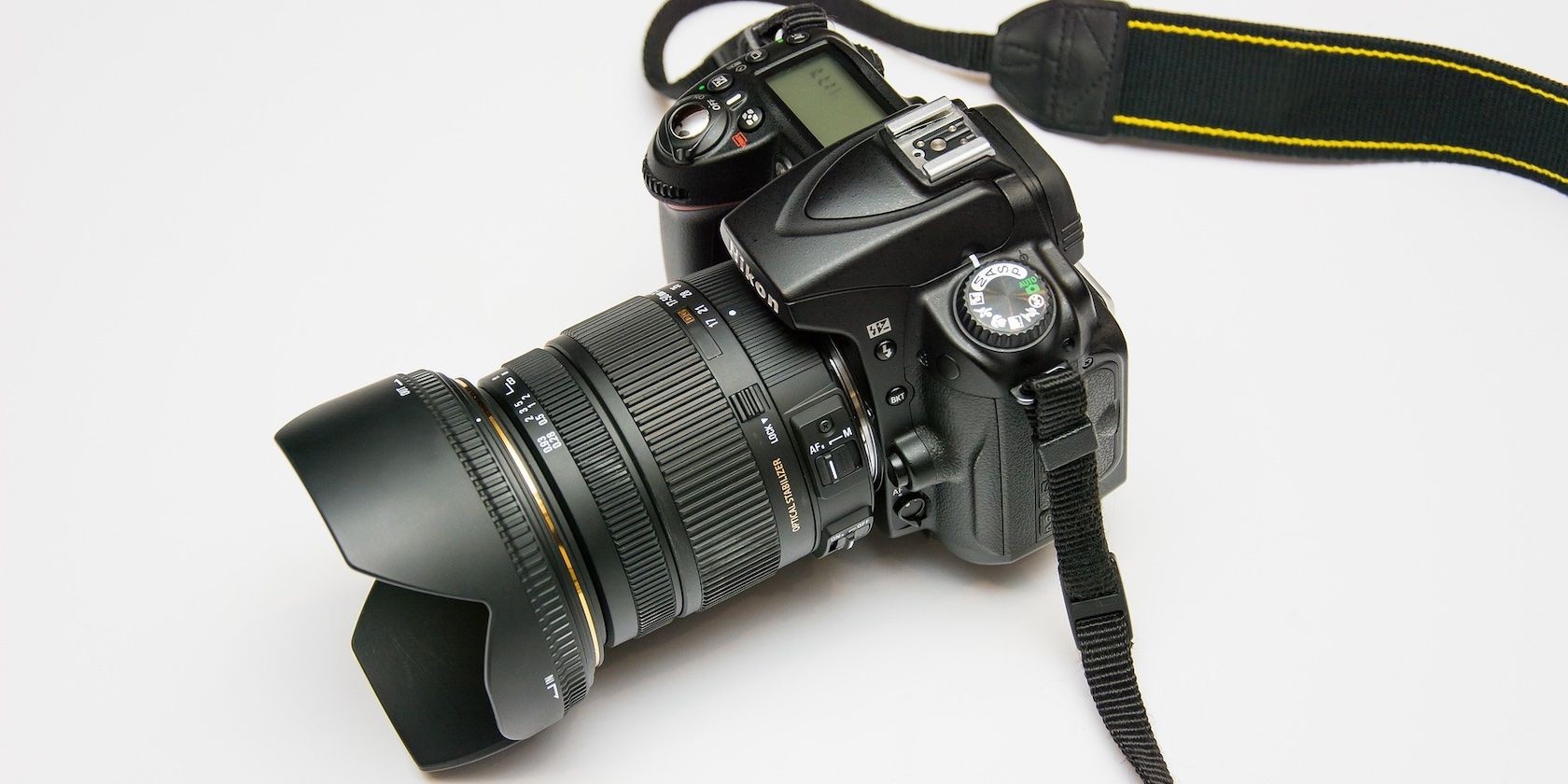 Máy ảnh DSLR