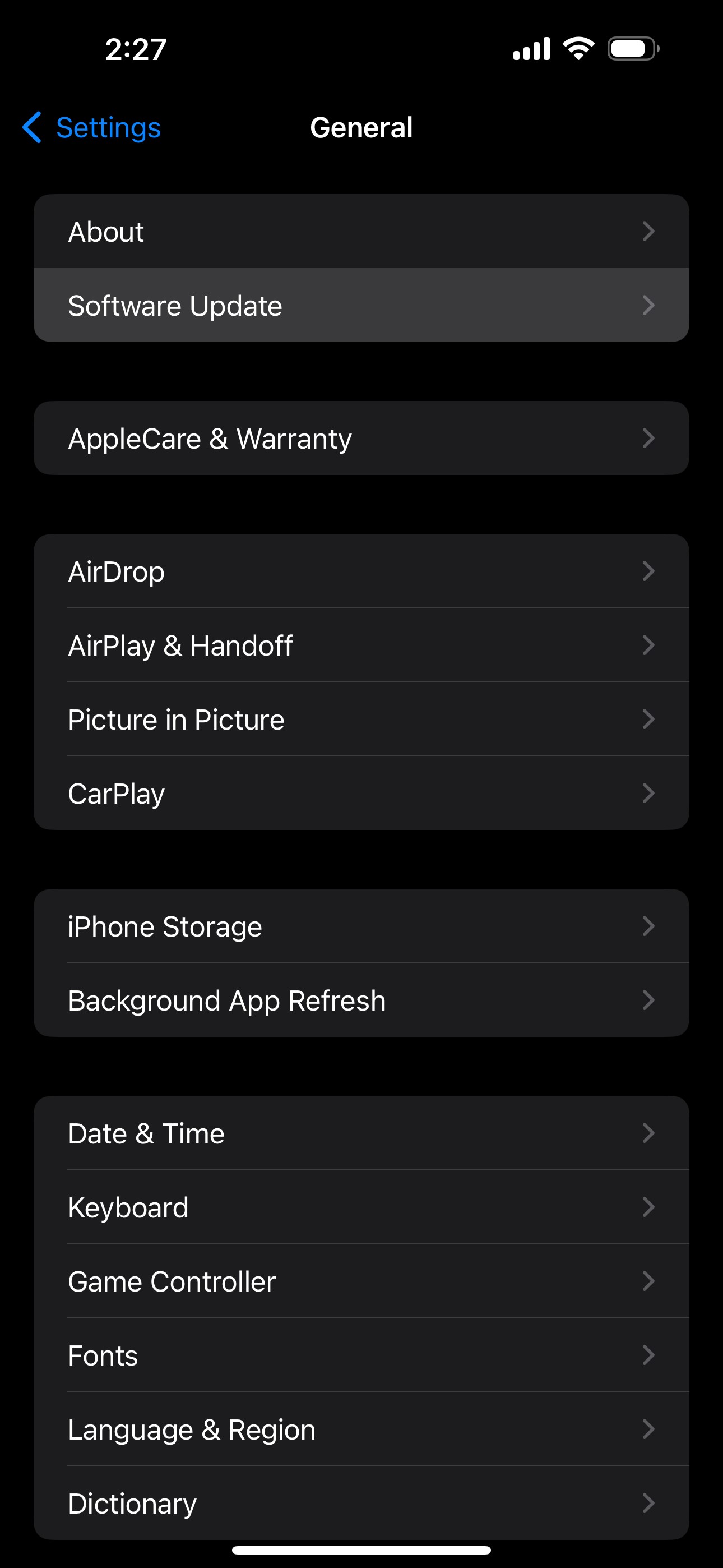Menu cài đặt chung của iOS nổi bật phần Cập Nhật Phần Mềm