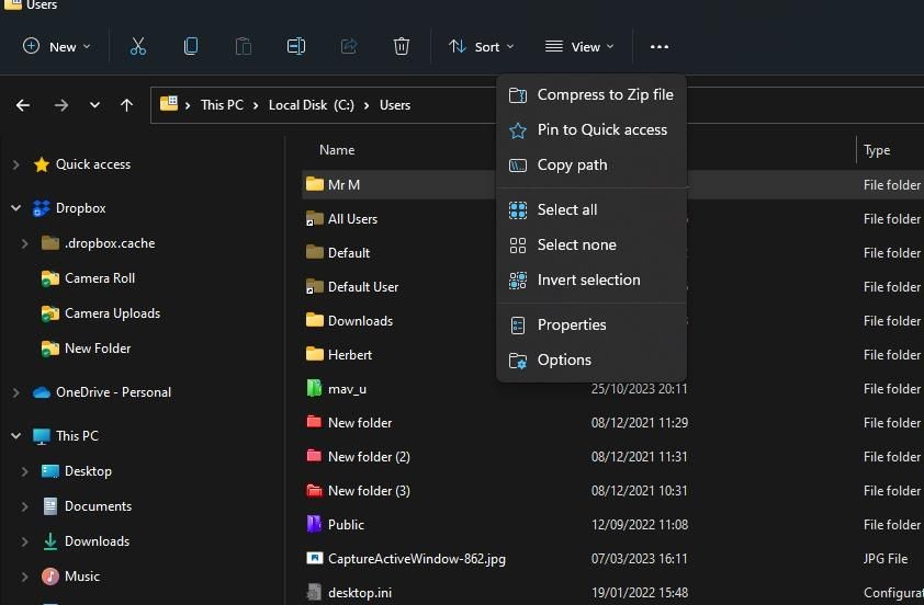 Menu Xem thêm trong File Explorer
