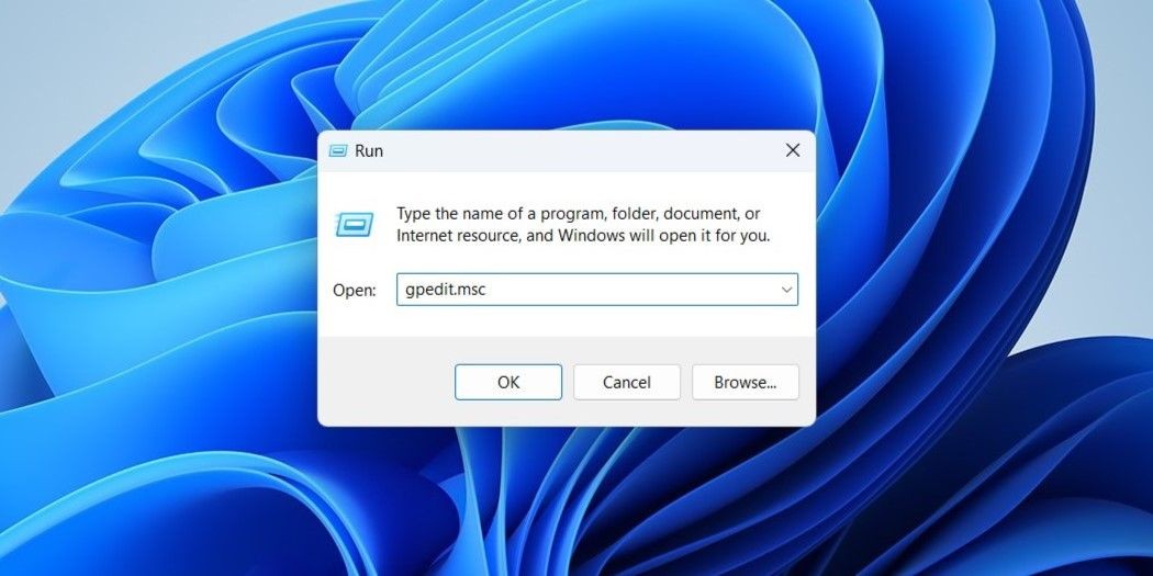 Mở Trình Chỉnh Sửa Chính Sách Nhóm Bằng Công Cụ Run