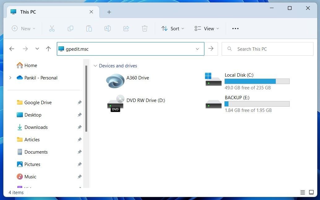 Mở Trình Chỉnh Sửa Chính Sách Nhóm Bằng File Explorer