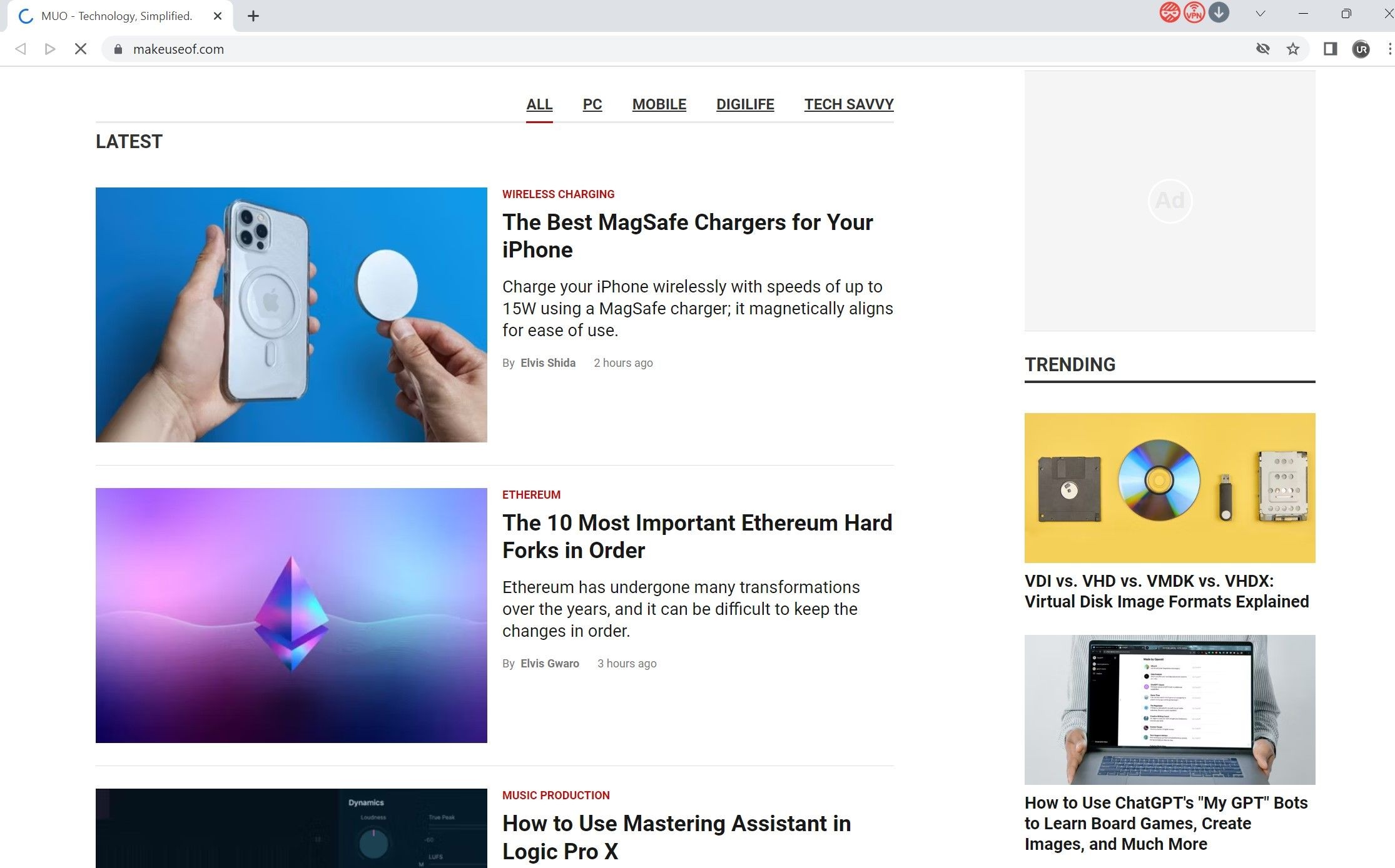 Một trang web mở trong trình duyệt UR