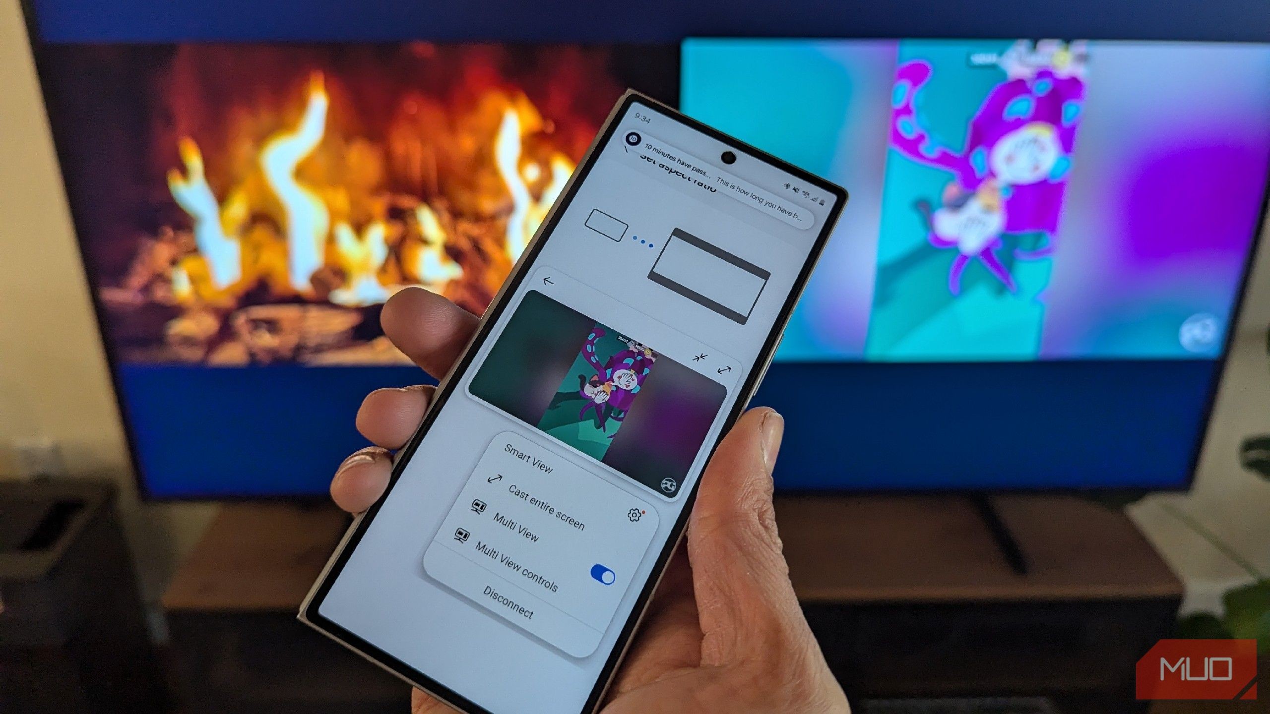 Multi View hoạt động trên TV Samsung Frame.