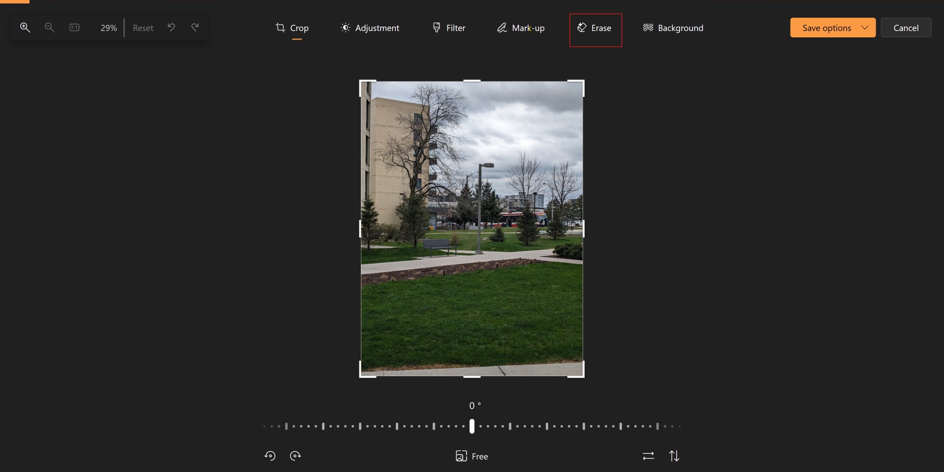 Nút Erase trong công cụ Edit của ứng dụng Windows Photos