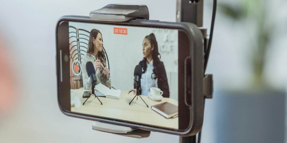 Quay video bằng điện thoại thông minh