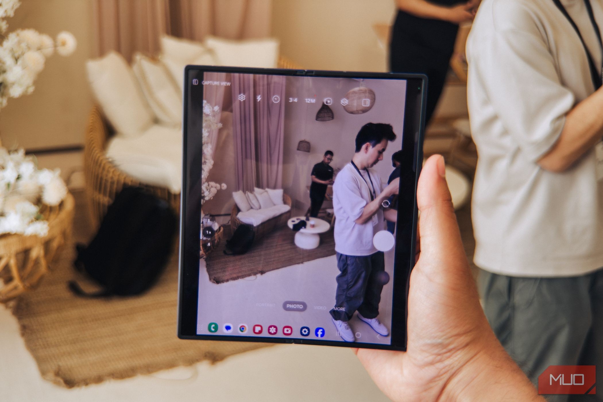 Samsung Galaxy Z Fold 6 màn hình xem trước camera