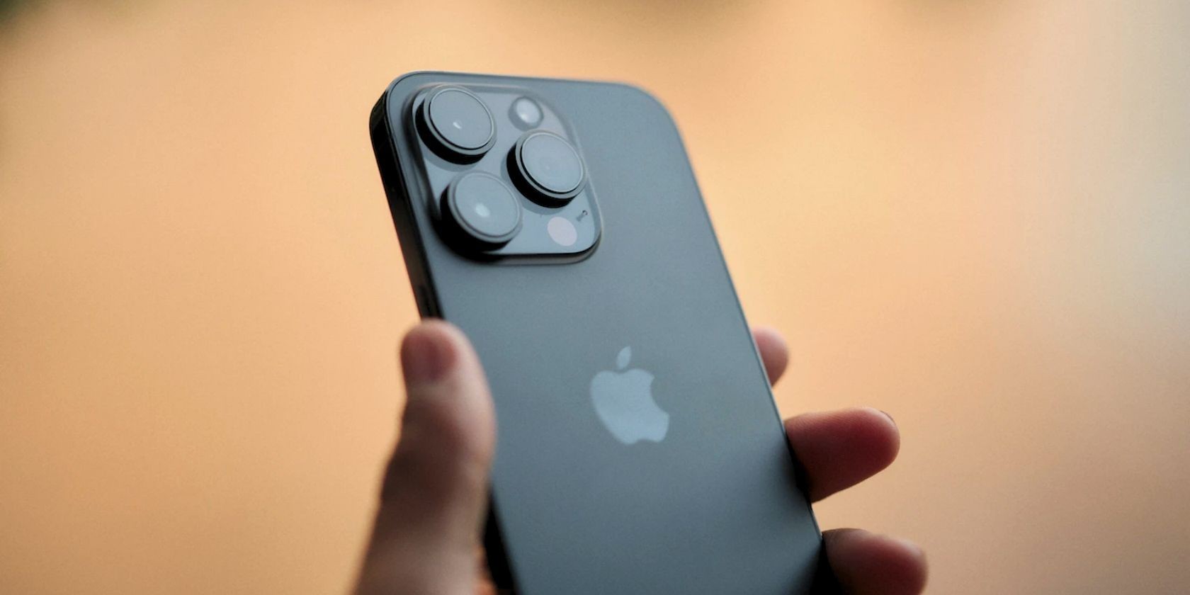 Tay cầm iPhone