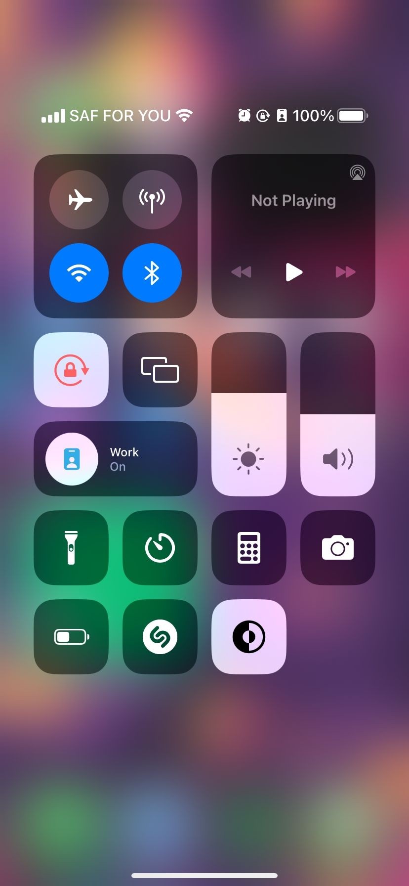 Trung tâm Điều khiển trên iOS với chế độ Máy Bay tắt