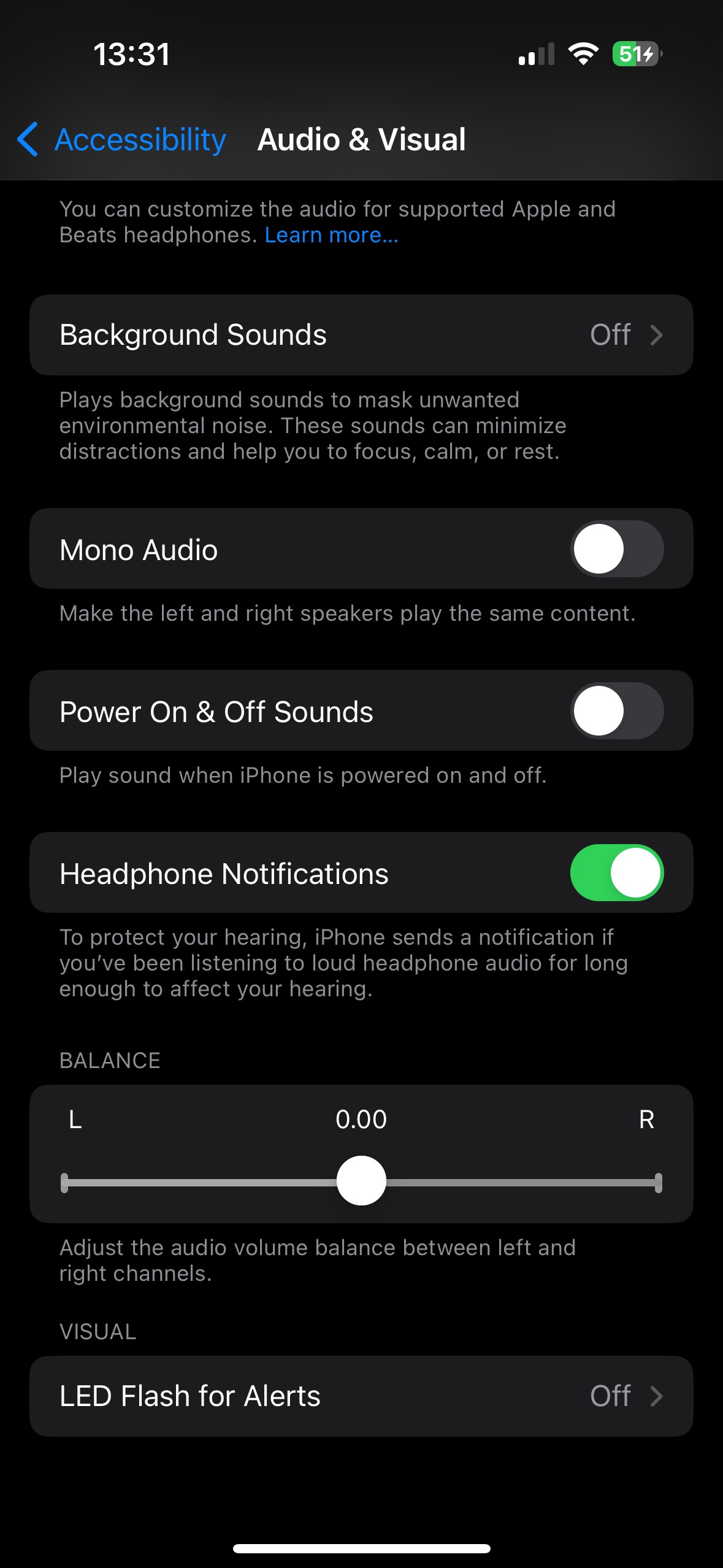 Tùy chọn Âm thanh Trợ năng iPhone