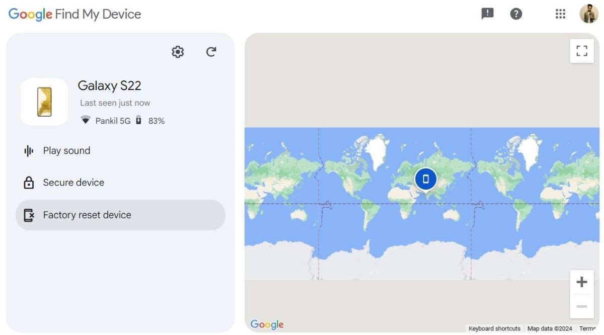 Tùy chọn Khôi phục cài đặt gốc trên trang Tìm Thiết Bị của Google