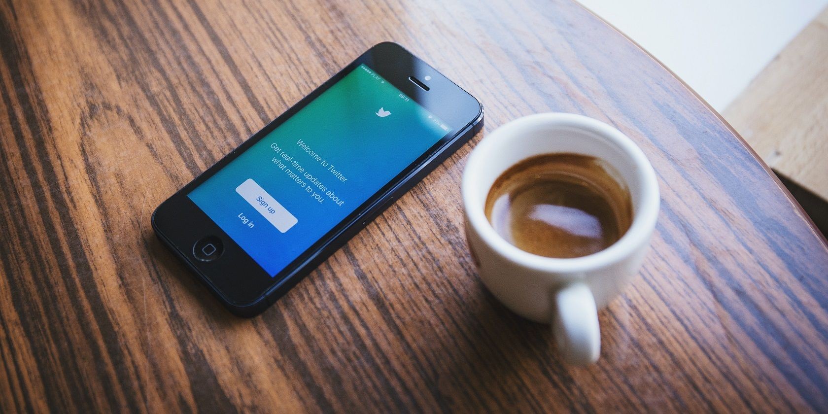Twitter mở trên điện thoại